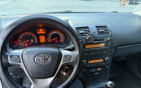 Toyota Avensis III рестайлинг, 2009 год, 720 000 рублей, 10 фотография