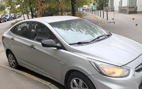 Hyundai Solaris II рестайлинг, 2013 год, 555 000 рублей, 7 фотография