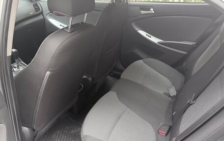 Hyundai Solaris II рестайлинг, 2013 год, 555 000 рублей, 10 фотография