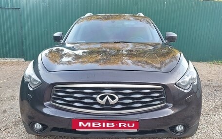 Infiniti FX II, 2010 год, 1 750 000 рублей, 2 фотография