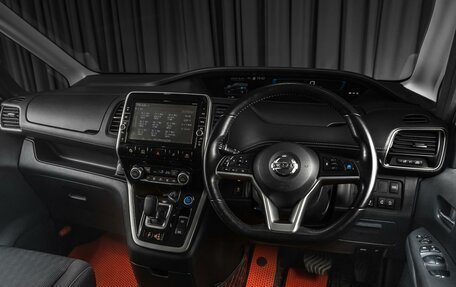 Nissan Serena IV, 2018 год, 2 539 000 рублей, 6 фотография