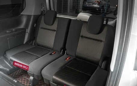 Nissan Serena IV, 2018 год, 2 539 000 рублей, 12 фотография