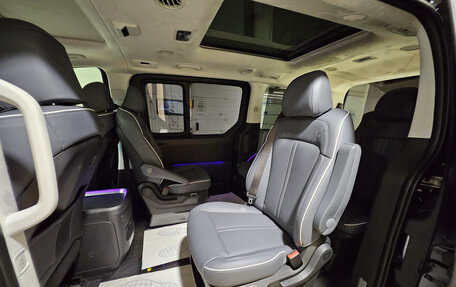 Hyundai Staria, 2024 год, 9 450 000 рублей, 19 фотография