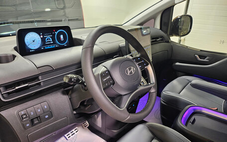 Hyundai Staria, 2024 год, 9 450 000 рублей, 14 фотография