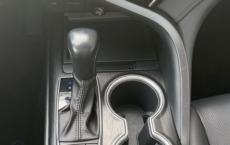 Toyota Camry, 2023 год, 3 850 000 рублей, 8 фотография
