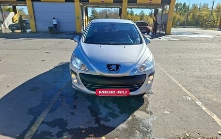 Peugeot 308 II, 2010 год, 390 000 рублей, 2 фотография