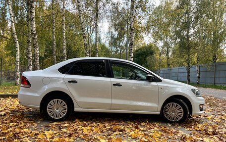 Volkswagen Polo VI (EU Market), 2017 год, 1 100 000 рублей, 7 фотография