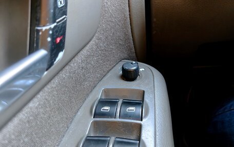 Audi A4, 2003 год, 470 000 рублей, 26 фотография