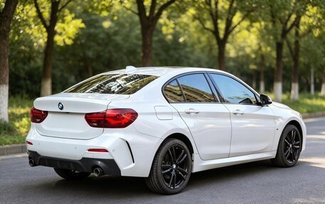 BMW 1 серия, 2023 год, 1 890 000 рублей, 4 фотография