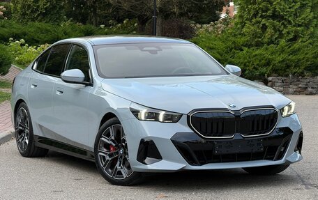 BMW 5 серия, 2025 год, 8 790 000 рублей, 22 фотография