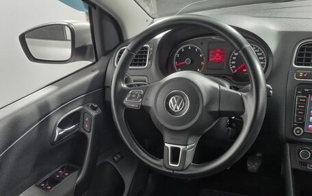 Volkswagen Polo VI (EU Market), 2013 год, 809 000 рублей, 15 фотография