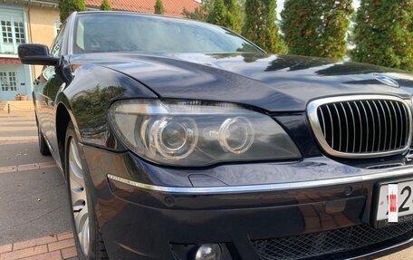 BMW 7 серия, 2005 год, 1 270 000 рублей, 9 фотография