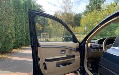 BMW 7 серия, 2005 год, 1 270 000 рублей, 12 фотография