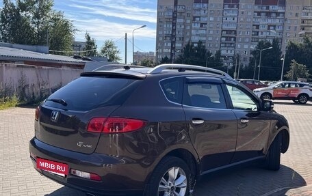 Luxgen Luxgen7 SUV, 2015 год, 1 295 000 рублей, 8 фотография