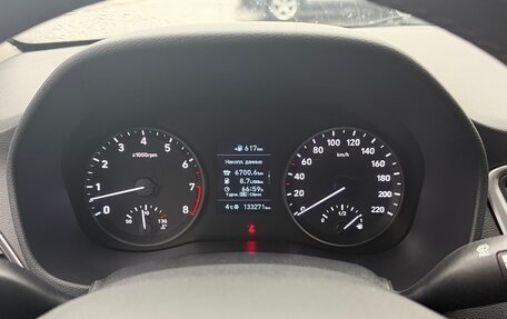 Hyundai Solaris II рестайлинг, 2017 год, 1 350 000 рублей, 6 фотография
