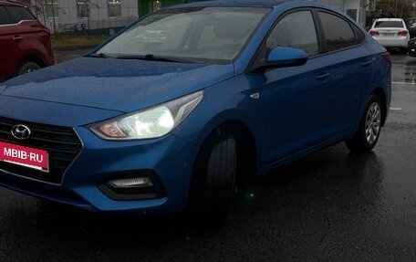 Hyundai Solaris II рестайлинг, 2017 год, 1 350 000 рублей, 2 фотография