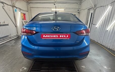 Hyundai Solaris II рестайлинг, 2017 год, 1 350 000 рублей, 14 фотография