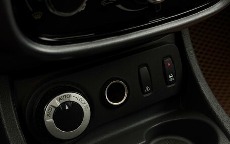 Renault Duster I рестайлинг, 2014 год, 890 000 рублей, 28 фотография