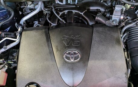 Toyota Highlander, 2021 год, 4 999 000 рублей, 9 фотография