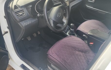 KIA Rio III рестайлинг, 2012 год, 880 000 рублей, 4 фотография