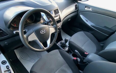 Hyundai Solaris II рестайлинг, 2012 год, 490 000 рублей, 7 фотография