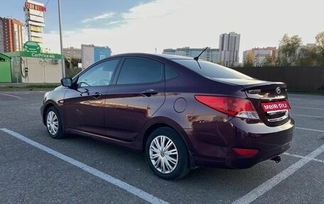 Hyundai Solaris II рестайлинг, 2012 год, 490 000 рублей, 3 фотография