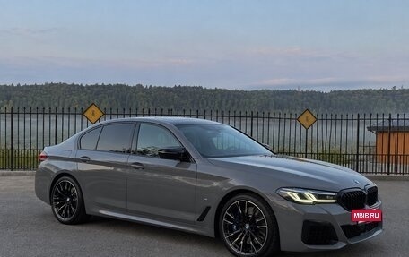 BMW 5 серия, 2022 год, 5 150 000 рублей, 2 фотография