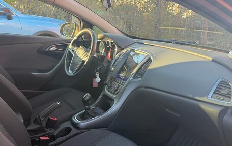 Opel Astra J, 2014 год, 1 100 000 рублей, 13 фотография