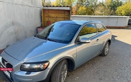 Volvo C30 I рестайлинг, 2007 год, 800 000 рублей, 3 фотография