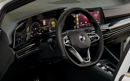 Volkswagen Golf VIII, 2021 год, 2 750 000 рублей, 14 фотография