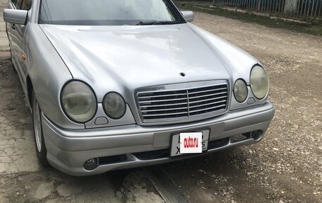 Mercedes-Benz E-Класс, 1997 год, 355 000 рублей, 1 фотография