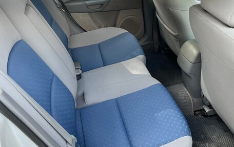 Mazda Axela, 2004 год, 300 000 рублей, 9 фотография