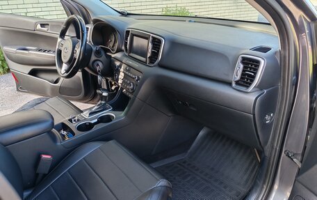 KIA Sportage IV рестайлинг, 2018 год, 1 800 000 рублей, 9 фотография