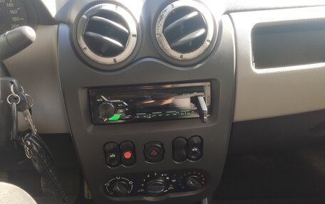 Renault Logan I, 2012 год, 390 000 рублей, 17 фотография