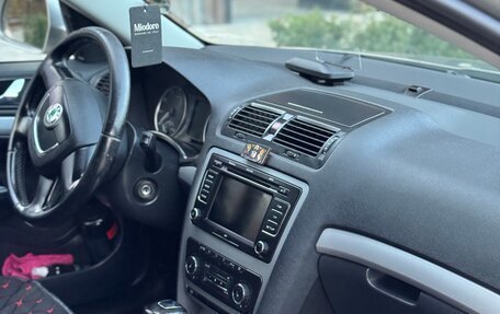 Skoda Octavia, 2012 год, 990 000 рублей, 8 фотография