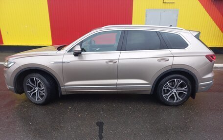 Volkswagen Touareg III, 2019 год, 4 100 000 рублей, 4 фотография