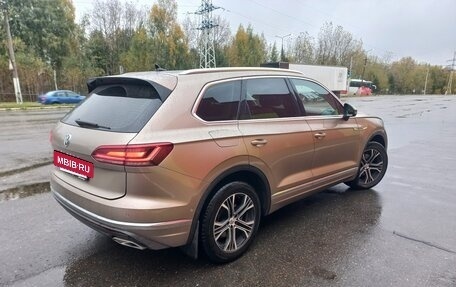 Volkswagen Touareg III, 2019 год, 4 100 000 рублей, 6 фотография