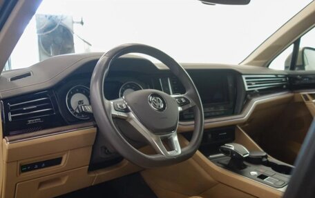 Volkswagen Touareg III, 2019 год, 4 100 000 рублей, 11 фотография