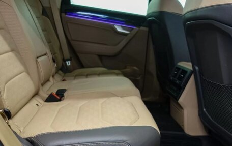 Volkswagen Touareg III, 2019 год, 4 100 000 рублей, 21 фотография