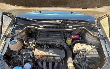 Volkswagen Polo VI (EU Market), 2011 год, 750 000 рублей, 16 фотография