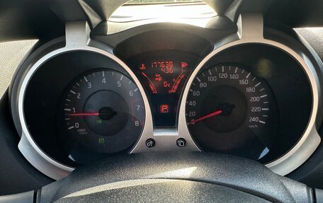 Nissan Juke II, 2011 год, 850 000 рублей, 10 фотография
