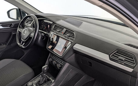 Volkswagen Tiguan II, 2017 год, 1 775 000 рублей, 13 фотография