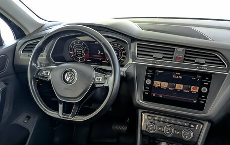 Volkswagen Tiguan II, 2017 год, 1 775 000 рублей, 28 фотография