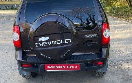Chevrolet Niva I рестайлинг, 2011 год, 390 000 рублей, 9 фотография