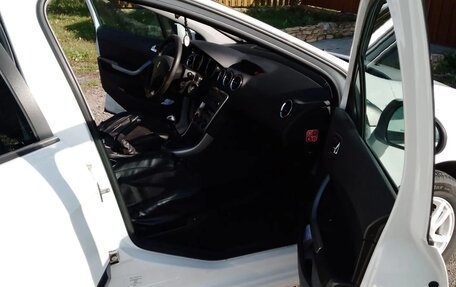 Peugeot 308 II, 2011 год, 450 000 рублей, 6 фотография