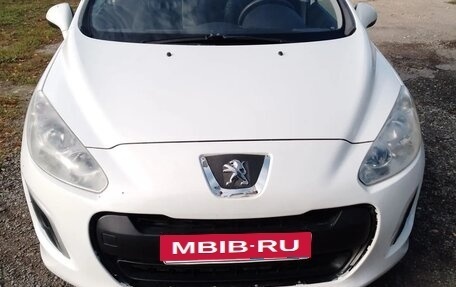 Peugeot 308 II, 2011 год, 450 000 рублей, 10 фотография