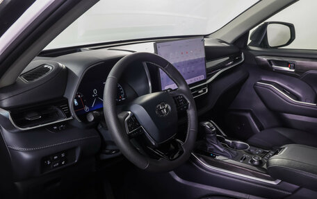 Toyota Highlander, 2026 год, 5 090 000 рублей, 15 фотография