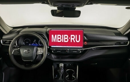 Toyota Highlander, 2026 год, 5 090 000 рублей, 17 фотография