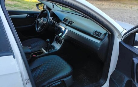 Volkswagen Passat B7, 2012 год, 690 000 рублей, 9 фотография