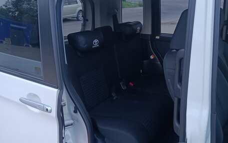Toyota Roomy I, 2021 год, 1 250 000 рублей, 2 фотография